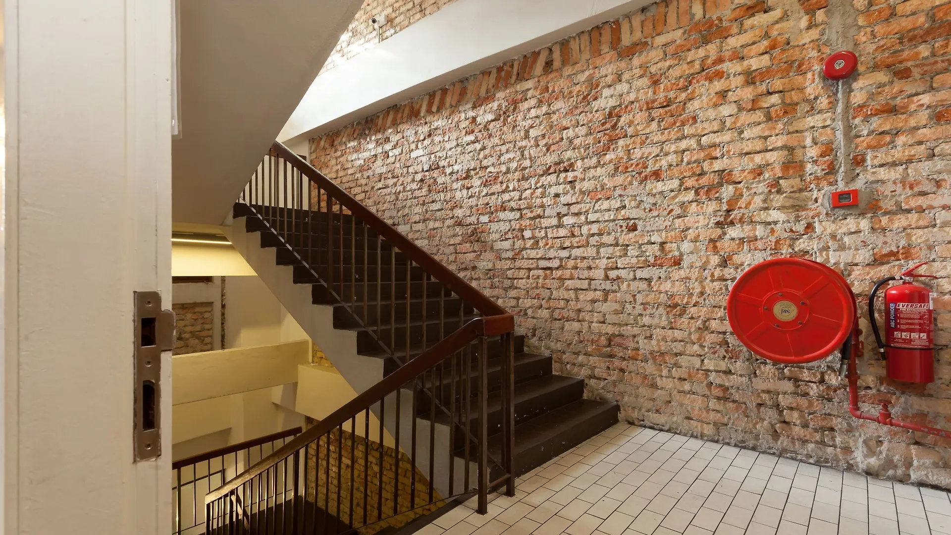 فندق Zen Rooms Petaling Street كوالالمبور